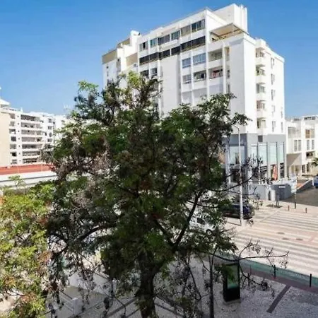 Apartment Mello Renovado, De Quarteira