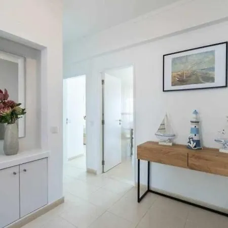 Apartament Mello Renovado, De