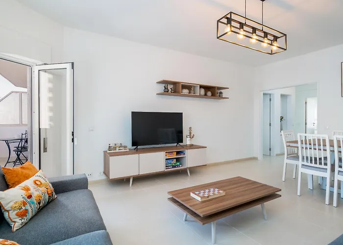 Mello Renovado, De Apartament *