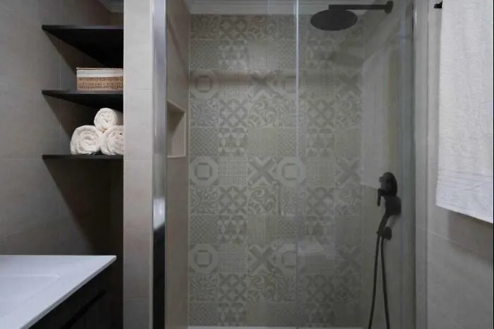 Mello Renovado, De Apartament Quarteira